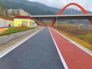 開(kāi)州濱湖北路騎游道a（褚紅色&深灰色）